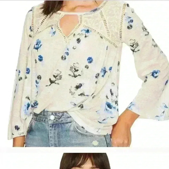 Black boho lace keyhole top - Picture 1 of 5
